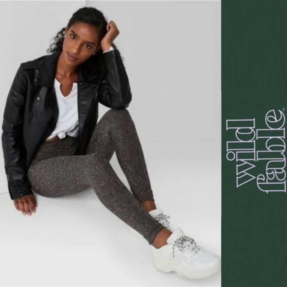 Wild Fable | Women's High-Waisted Leggings Metallic Silver | Size Small